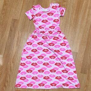 DotDotSmile Lips Maxi with Pockets 5/6